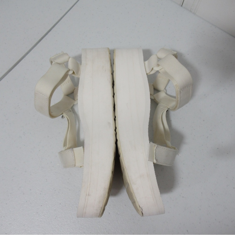 Teva Y2K White Flatform Universal Sandals Size 8 - Picture 4 of 16
